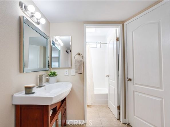 628 Daisy Avenue 417, Long Beach CA 90802