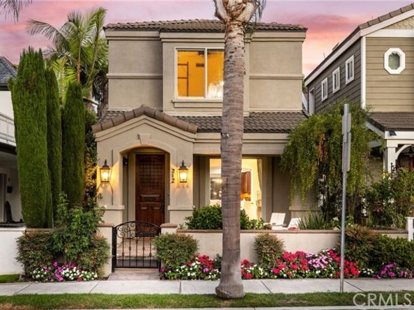 212 5th Street, Seal Beach CA 90740