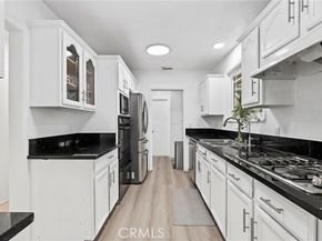 9945 Gaviota Avenue, North Hills (los Angeles) CA 91343