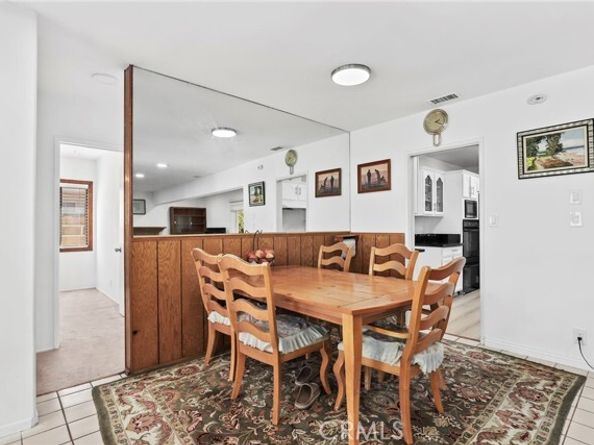 9945 Gaviota Avenue, North Hills (los Angeles) CA 91343