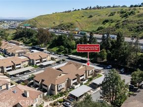 32 Town And Country Road, Pomona CA 91766