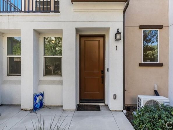 277 N Magnolia, Anaheim CA 92801