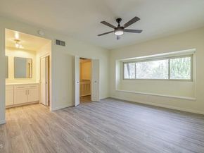 22239 Erwin Street, Woodland Hills (los Angeles) CA 91367
