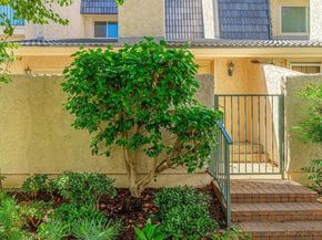 22239 Erwin Street, Woodland Hills (los Angeles) CA 91367