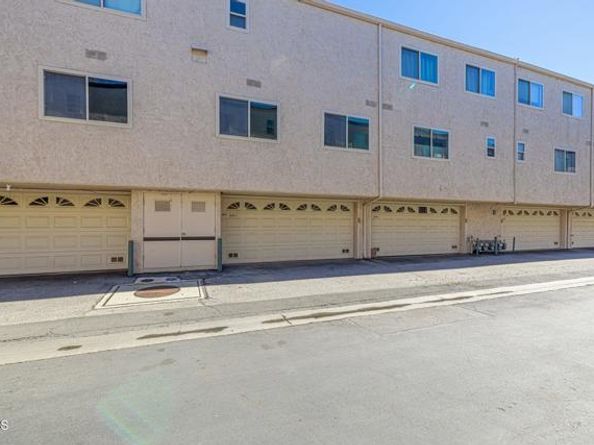 22239 Erwin Street, Woodland Hills (los Angeles) CA 91367