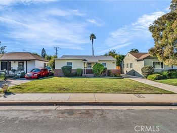 8711 Lilienthal Avenue