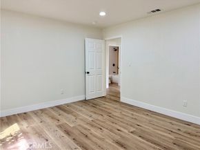 1147 N Island Avenue, Wilmington (los Angeles) CA 90744