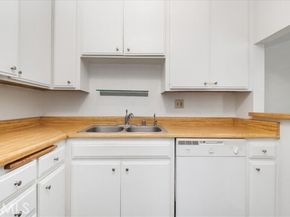 3649 Glendon Avenue 202, Los Angeles CA 90034