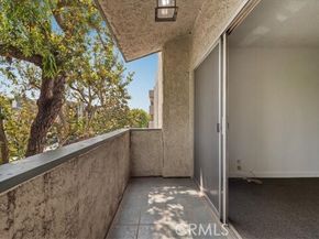 3649 Glendon Avenue 202, Los Angeles CA 90034