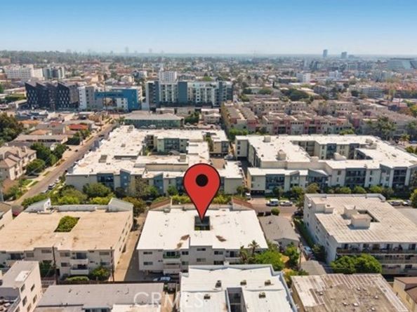 3649 Glendon Avenue 202, Los Angeles CA 90034