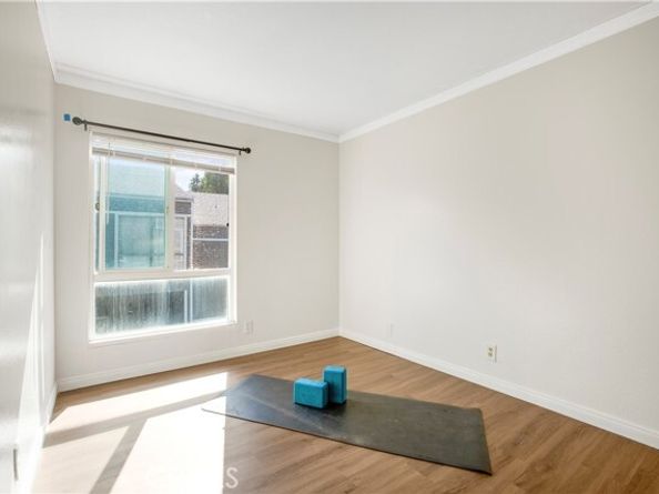 2970 S Greenville Street, Santa Ana CA 92704