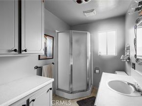 6049 Pennswood Avenue, Lakewood CA 90712