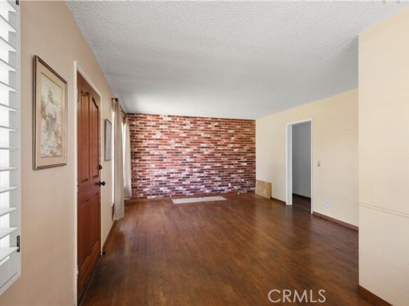 6049 Pennswood Avenue, Lakewood CA 90712