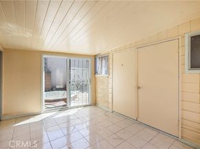 6049 Pennswood Avenue, Lakewood CA 90712
