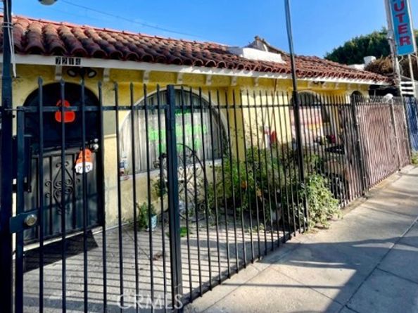 2703 Walnut Street, Huntington Park CA 90255