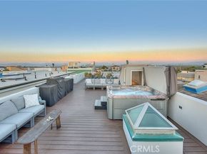 99 Surfside, Surfside (seal Beach) CA 90743