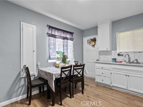 11816 Victory Boulevard, North Hollywood (los Angeles) CA 91606