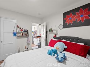 11816 Victory Boulevard, North Hollywood (los Angeles) CA 91606