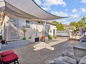 11816 Victory Boulevard, North Hollywood (los Angeles) CA 91606