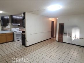 14805 Chase Street 105, Panorama City (los Angeles) CA 91402