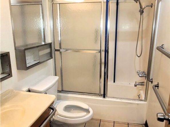 14805 Chase Street 105, Panorama City (los Angeles) CA 91402