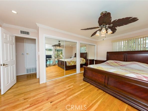 10165 Sully Drive, Sun Valley (los Angeles) CA 91352