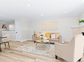8870 Villa La Jolla Drive 210, La Jolla (san Diego) CA 92037