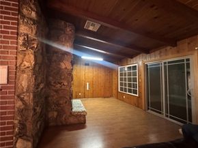 8146 Agnes, North Hollywood (los Angeles) CA 91605