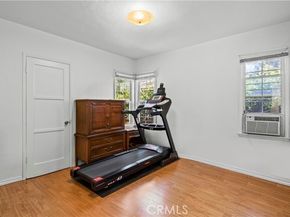 2914 Piedmont Avenue, Glendale CA 91214