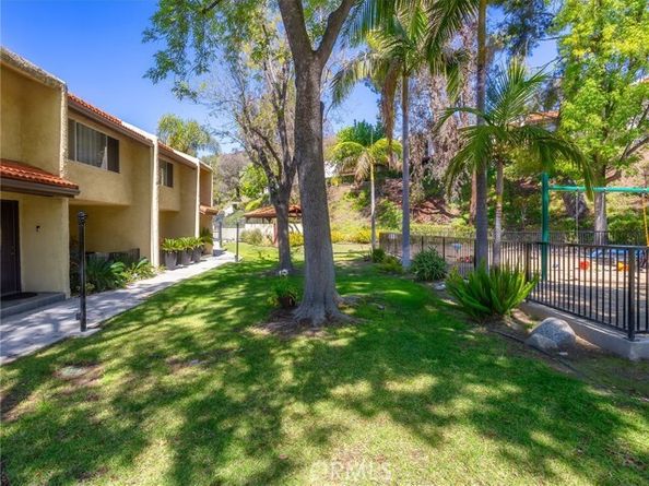 9531 Via Ricardo, Sun Valley (los Angeles) CA 91504