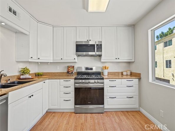 9531 Via Ricardo, Sun Valley (los Angeles) CA 91504