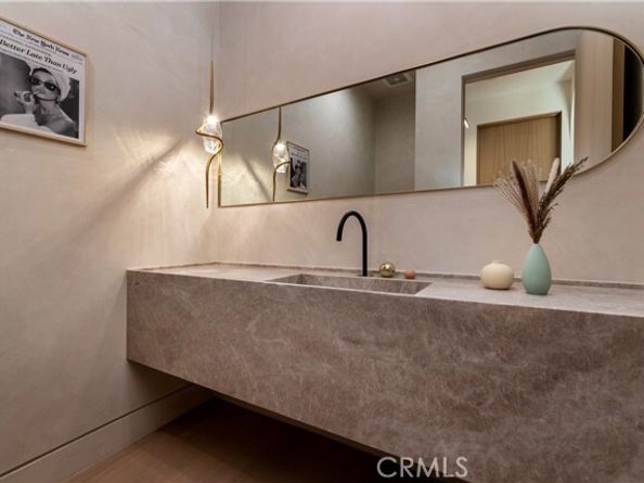 16749 Addison, Encino (los Angeles) CA 91436