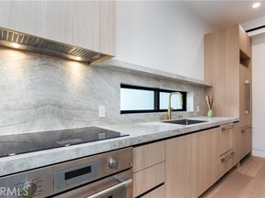 16749 Addison, Encino (los Angeles) CA 91436