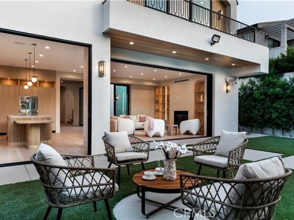 16749 Addison, Encino (los Angeles) CA 91436