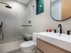 16749 Addison, Encino (los Angeles) CA 91436