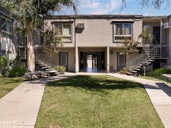6021 Fountain Park Ln