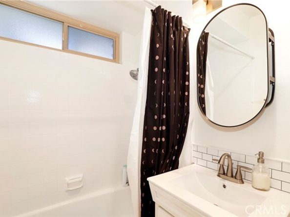 6021 Fountain Park Ln 2, Woodland Hills (los Angeles) CA 91367