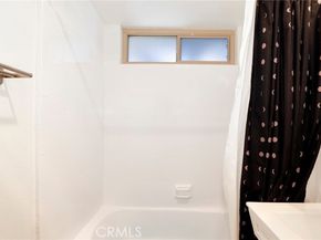 6021 Fountain Park Ln 2, Woodland Hills (los Angeles) CA 91367