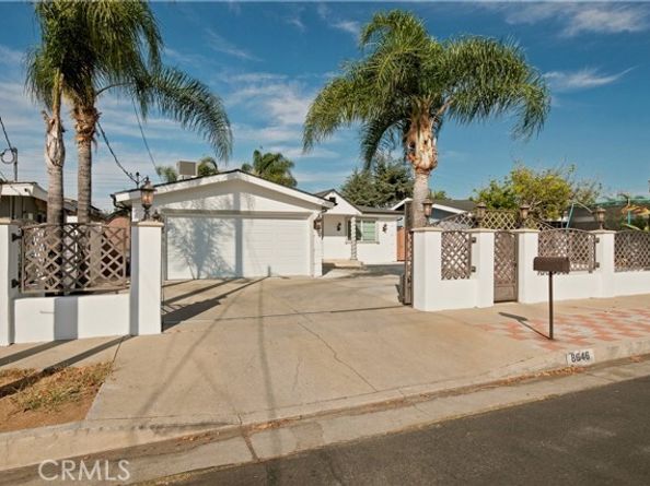 8646 Nagle, Panorama City (los Angeles) CA 91402