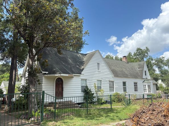2302 Wordsworth Street, Houston TX 77030