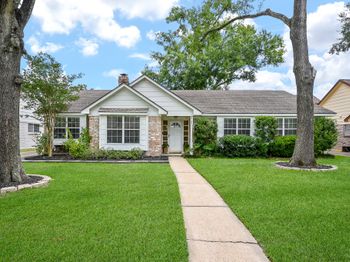 2730 Manila Lane