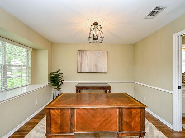 2730 Manila Lane, Houston TX 77043