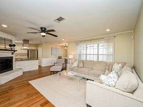 2730 Manila Lane, Houston TX 77043