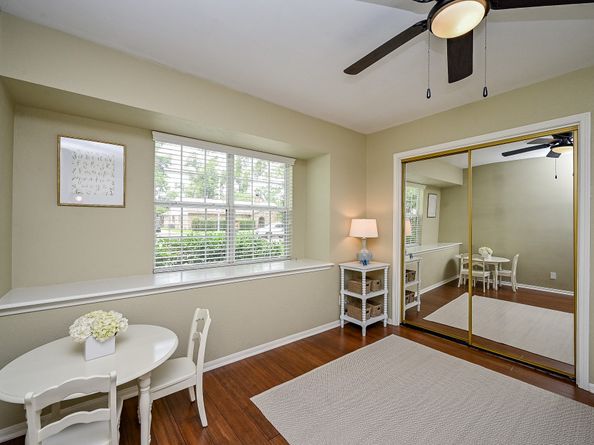 2730 Manila Lane, Houston TX 77043