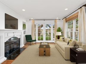 2105 Del Monte Drive, Houston TX 77019