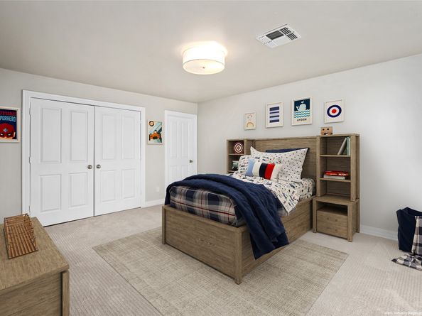 2105 Del Monte Drive, Houston TX 77019