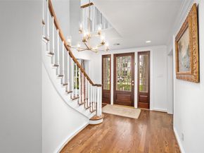 2105 Del Monte Drive, Houston TX 77019