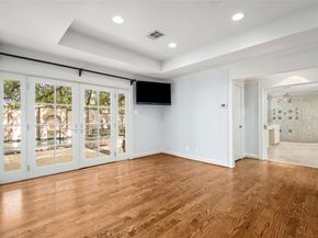 2105 Del Monte Drive, Houston TX 77019