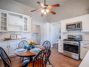 1318 Bingham Street, Houston TX 77007