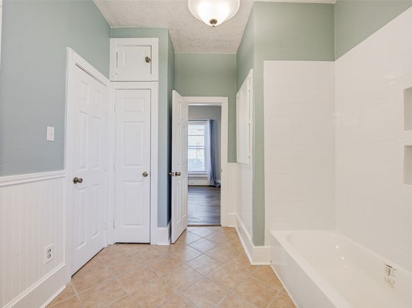 1318 Bingham Street, Houston TX 77007
